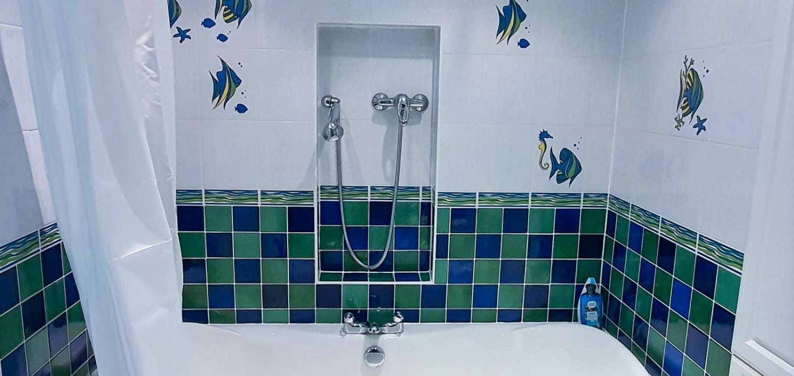 Old Slade Cottage - Train To London 30Mins, Heathrow 15Mins Away,Free Parking - En-Suit Rooms West Drayton  Номер фото