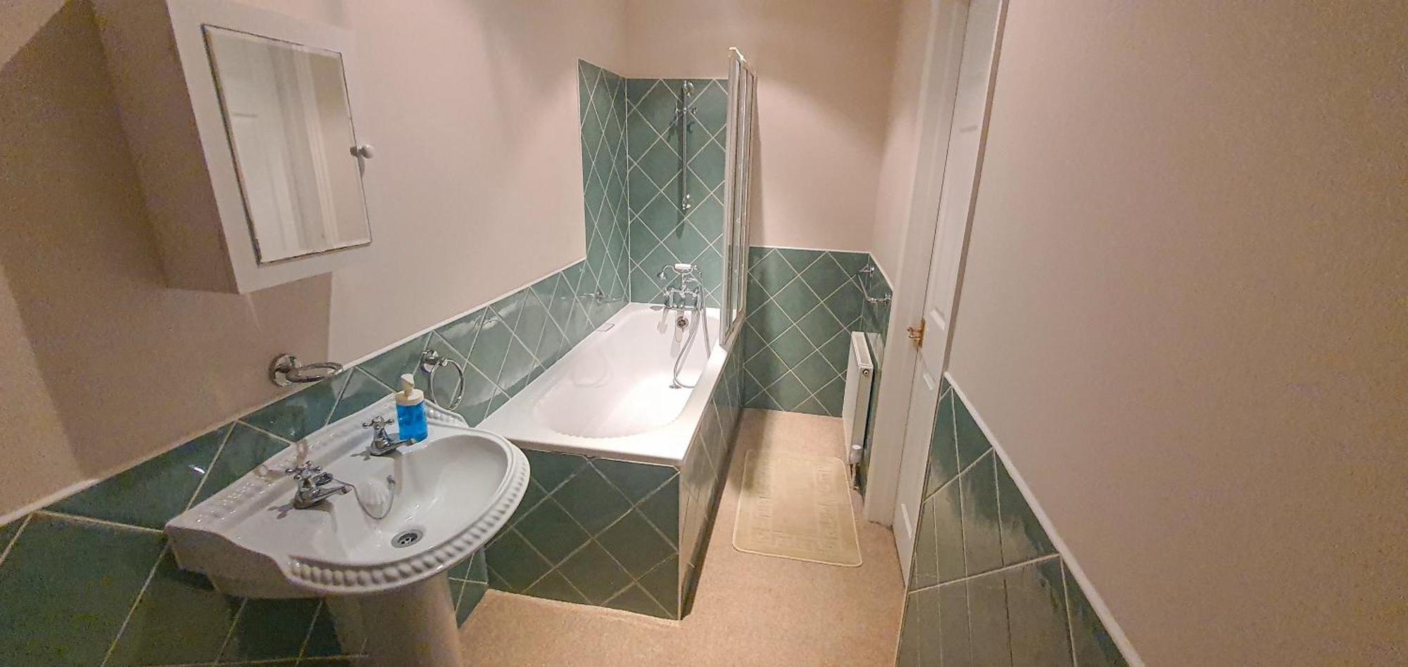 Old Slade Cottage - Train To London 30Mins, Heathrow 15Mins Away,Free Parking - En-Suit Rooms West Drayton  Номер фото